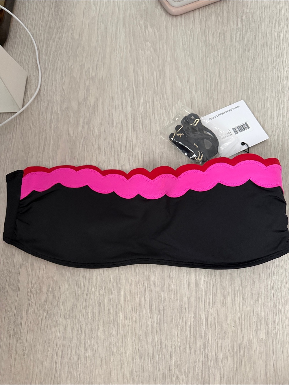 Beach Riot Women’s Strapless Bandeau Swim Top - Black with Pink Scallop Trim